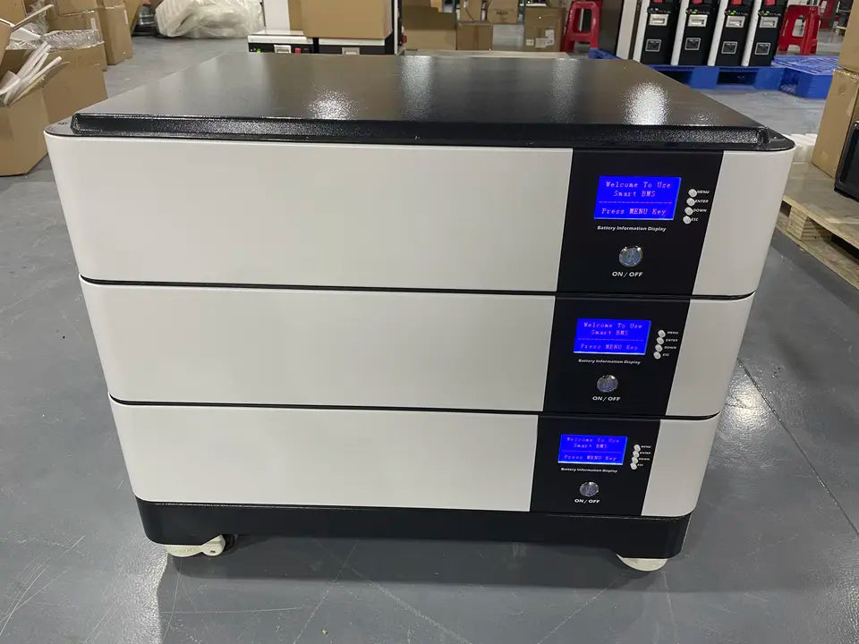 LFP51200-10 kWh LifePo4 Speicher mit BYD Blade Zellen, stapelbar, 48V, 200Ah